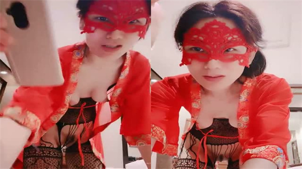 连身网袜爆乳骚妇被洋老公疯狂抽插 浪叫不断高潮连连